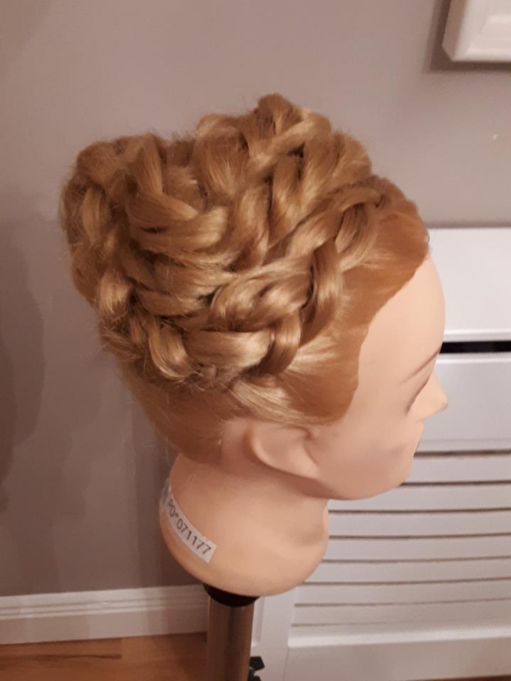 Bridal/wedding hair up courses in Surrey/London